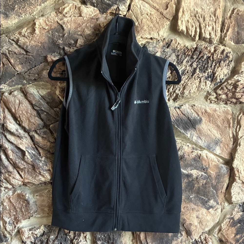 Columbia Charcoal Sleeveless Vest